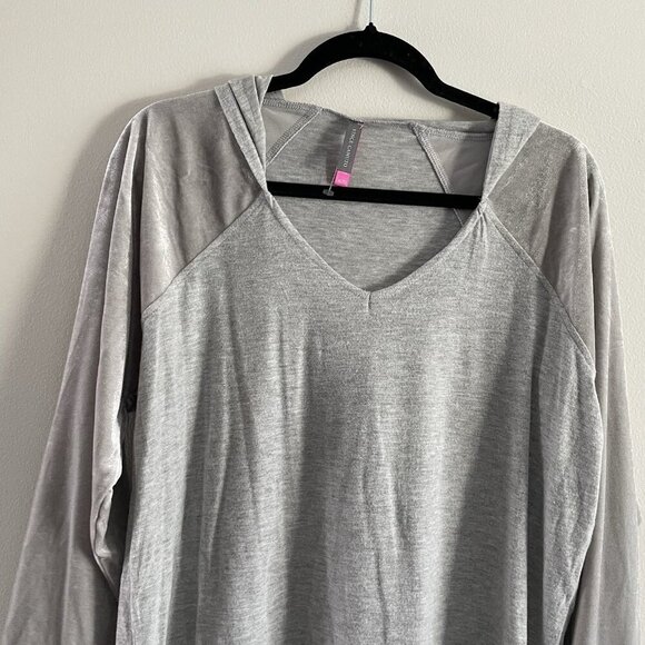 Vince Camuto Women XL Heather Grey Velour Mixed Media V-Neck Ivy Hoodie NWT - Picture 4 of 11